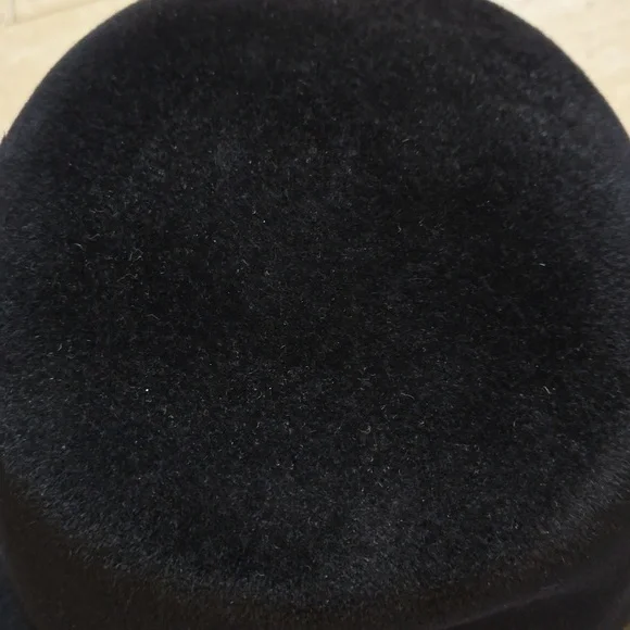 Helen Kaminski Australia Classic & Unique 100% Rabbit Fur Black Felt Hat - Picture 4 of 9